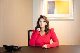 نور ستارز من فتاة طموحة إلى أيقونة المحتوى العربي