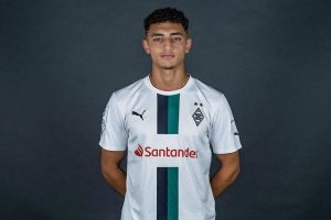اللاعب مصطفى أشرف: أسئلة المتابعين