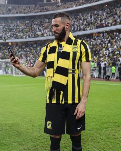 كريم بنزيما العمر