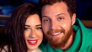أسما شريف منير وزوجها الأول