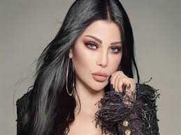 أناقة هيفاء وهبي رمز الموضة في العالم العربي