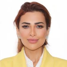 هند خليفات قبل وبعد