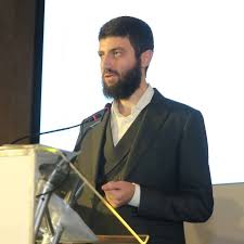 كم عمر محمد طلال لحلو 