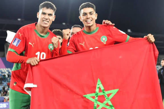 متى يصل المنتخب المغربي الى المغرب
