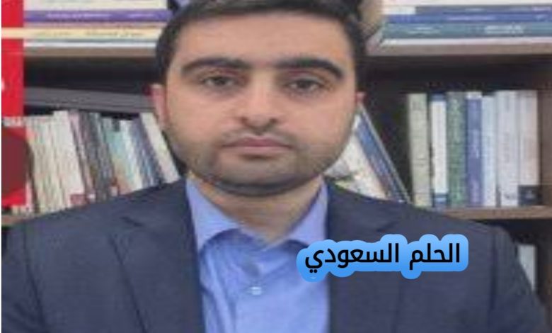 كم عمر الأخرس الحقيقي؟