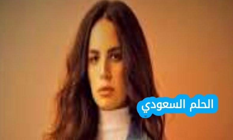 آمال ماهر السيرة الذاتية وأحدث أعمالها وأخبارها الفنية؟ آمال ماهر هي مغنية مصرية بارزة، بدأت مسيرتها الفنية منذ طفولتها وأثبتت موهبتها الفريدة