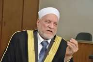 السيرة الذاتية للدكتور احمد عمر هاشم