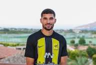 النشأة والبدايات الرياضية