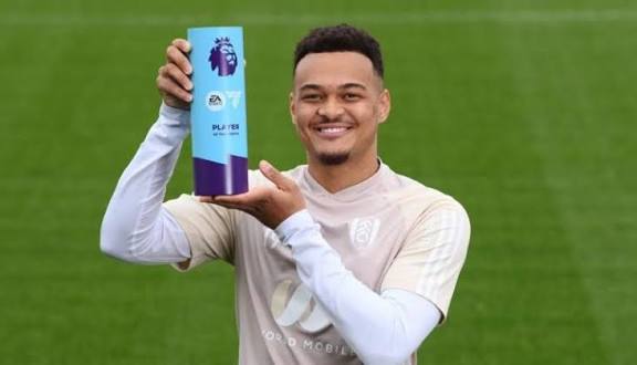 من هو لاعب الشهر في الدوري الإنجليزي