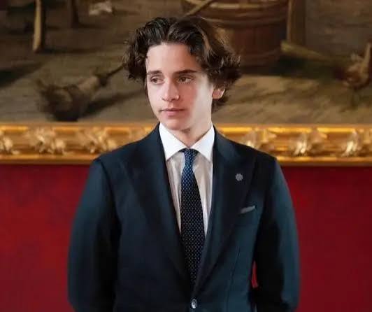 من هو الأمير هاشم السيرة الذاتية