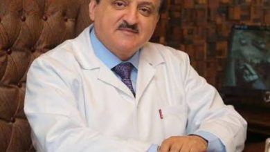 المؤهل العلمي والمسيرة الأكاديمية