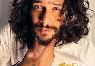 عماد نجار ويكيبيديا: السيرة الذاتية وأبرز أعماله الفنية؟ يبحث عدد كبير من المتابعين عن عماد نجار ويكيبيديا للتعرّف على سيرته الذاتية ومسيرته الفنية