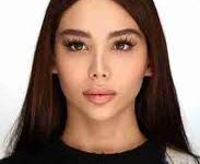 من هي نايا خوري ويكيبيديا