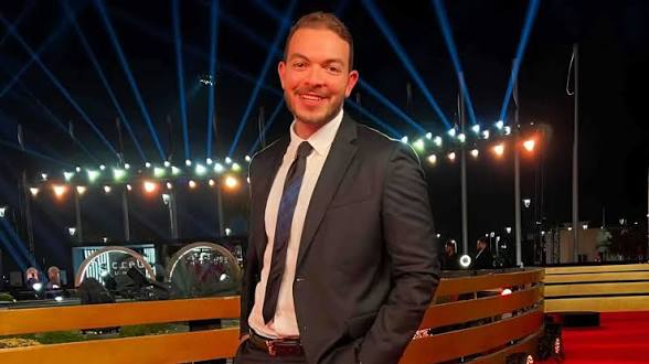 العمر الحقيقي لشريف عمرو الليثي هو 29 عامًا، وهو عمر يتناسب مع بداياته المهنية في مجال كتابة السيناريو، إلى جانب خوضه