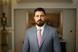 علي الزيدي ويكيبيديا، من هو علي الزيدي، علي الزيدي السيرة الذاتية، علي الزيدي رئيس وزراء العراق، علي الزيدي كم عمره، علي الزيدي من وين، علي الزيدي جنسية عراقية، ديانة علي الزيدي، علي الزيدي مسلم، علي الزيدي زوجته، علي الزيدي أولاده، علي الزيدي ثروته، علي الزيدي مصرف الجنوب، علي الزيدي الشركة الوطنية القابضة، علي الزيدي جامعة الشعب، الإطار التنسيقي علي الزيدي، ترشيح علي الزيدي، منصب رئيس الوزراء العراقي 2026